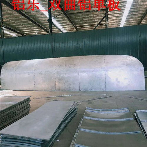 長汀雙曲鋁單板，匠心之選，鋁樂建材打造卓越建筑外衣